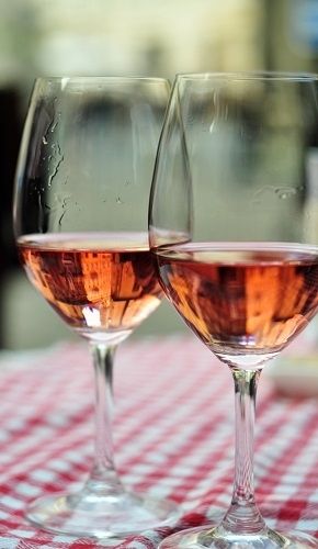 2 glasses of rose wine